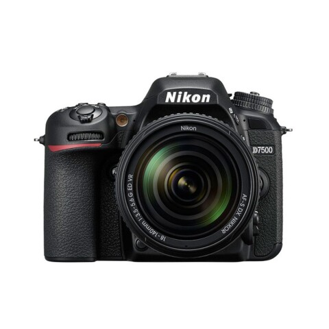 Nikon D7500 Spiegelreflexkamera mit AF-S DX 18-140mm VR